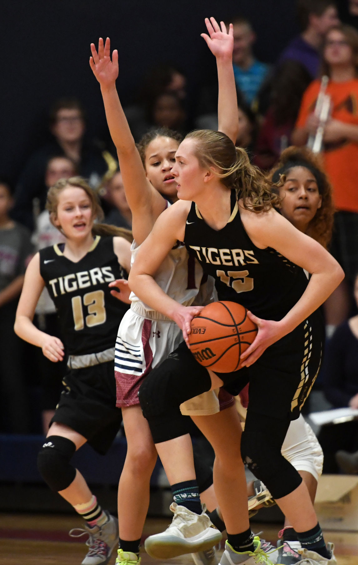 030420-s-girlsbb 758.jpg